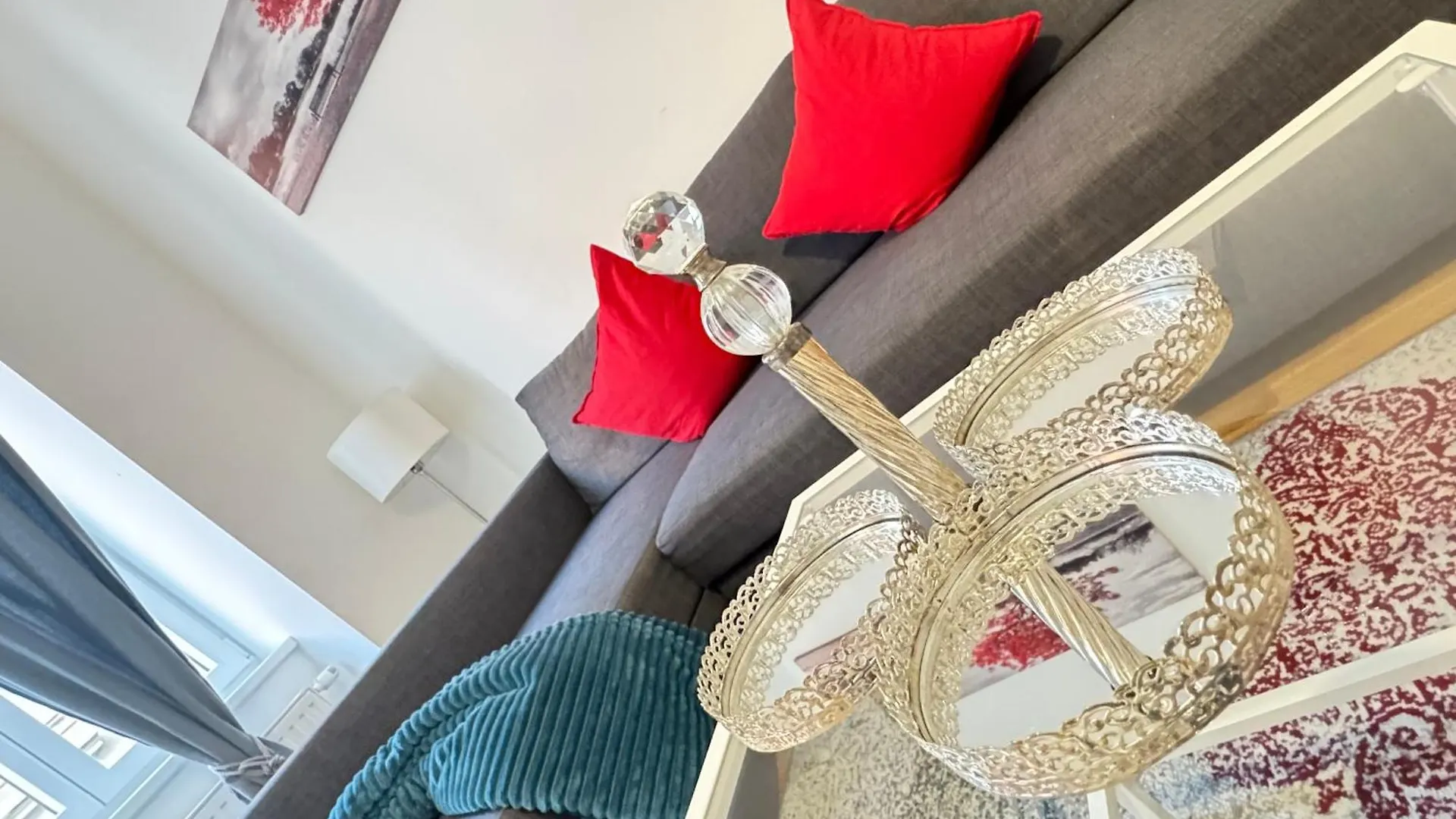 Charming Flat & Balcony Near Central Station L Bg5 维也纳 公寓