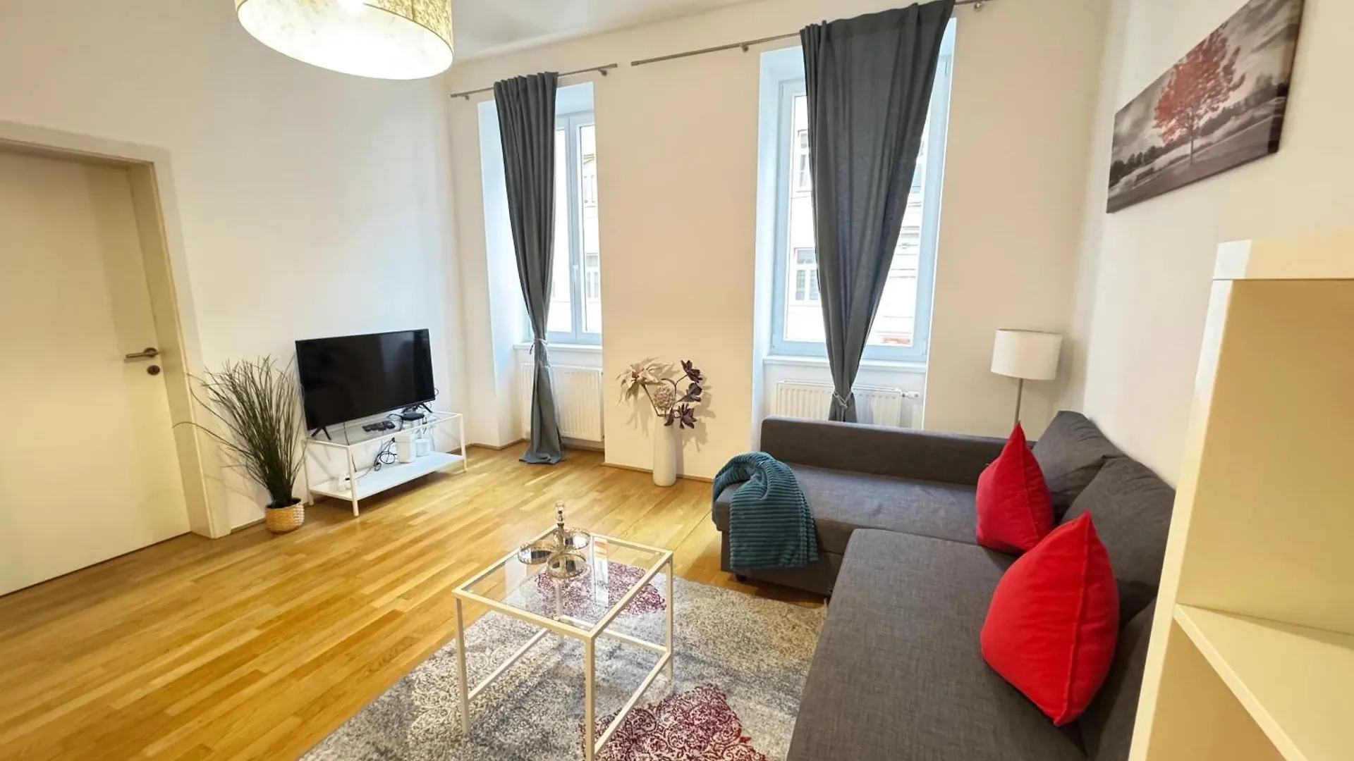 Charming Flat & Balcony Near Central Station L Bg5 维也纳 奥地利