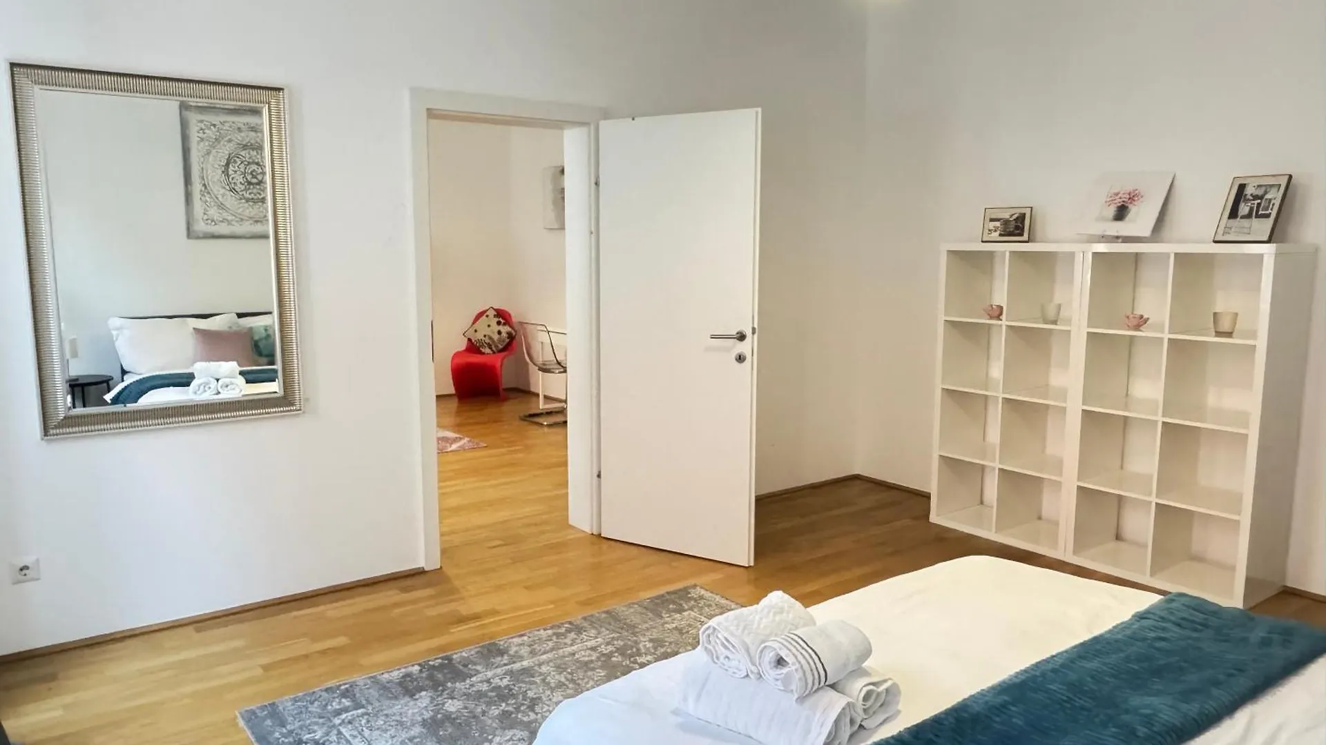 公寓 Charming Flat & Balcony Near Central Station L Bg5 维也纳 奥地利